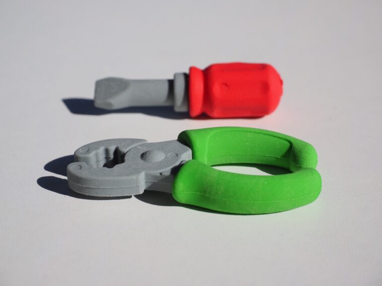 werkzeug-fuer-kinder-ab-2-jahre