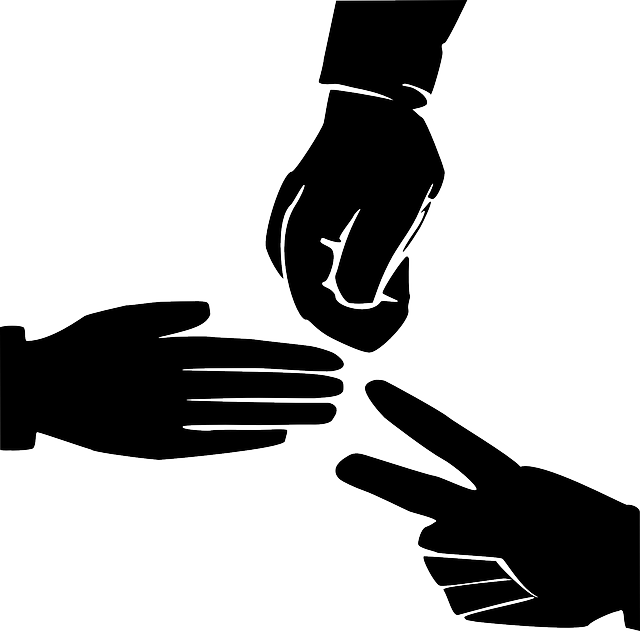 Schnick Schnack Schnuck ist ein unterhaltsames Spiel, das überall gespielt werden kann, hier sind Tipps und Tricks für den Erfolg